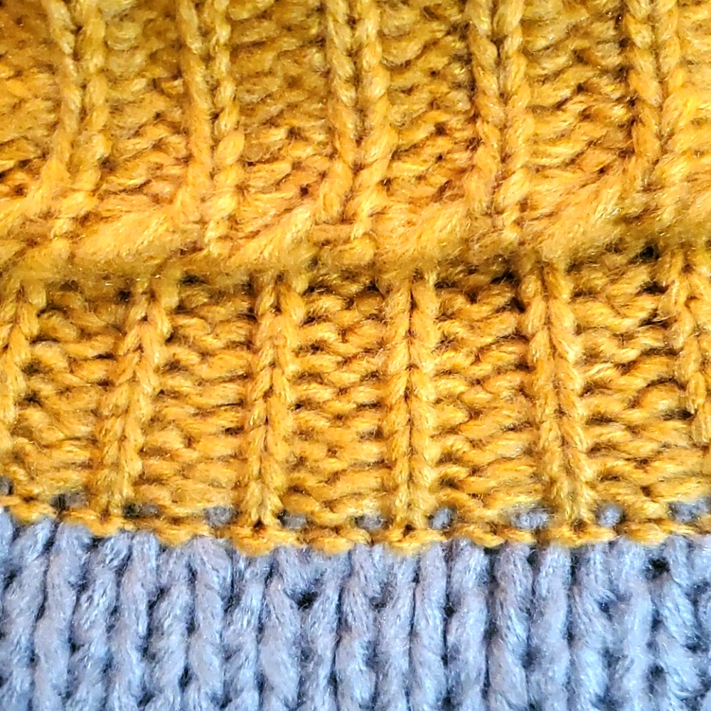 Boutique style Nitted sweater by Favlux - Picture 3 of 5